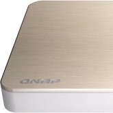 QNAP HS-453DX - Naleśnikowy domowy NAS dla fanów ciszy