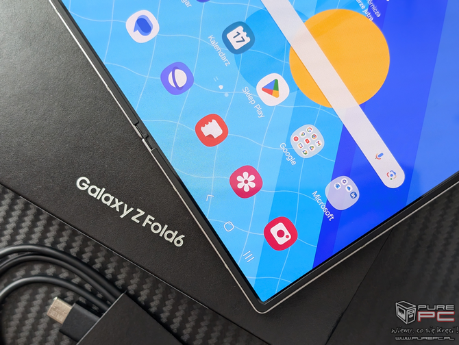 Test smartfona Samsung Galaxy Z Fold6 - odświeżony design, Galaxy AI i... to by było na tyle. Model Ultra potrzebny od zaraz! [nc1]