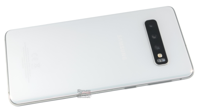 Galaxy S10 czy P30 Pro - który smartfon lepszy do zdjęć nocnych? [3]