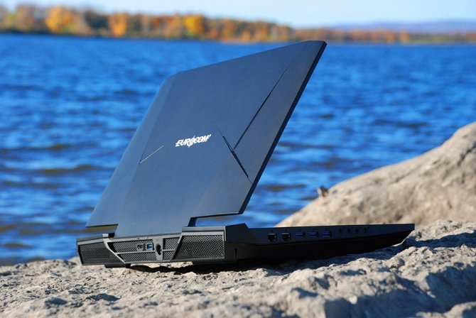 Eurocom prezentuje laptopa Sky X9E3 z pięcioma dyskami SSD [4]