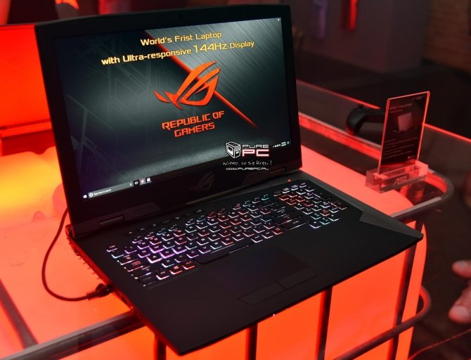 ASUS ROG Chimera - laptop z matrycą o odświeżaniu 144 Hz [10]