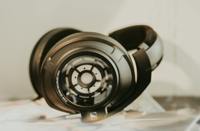 CES 2018: Sennheiser HD 820 - nowe słuchawki klasy premium [1]
