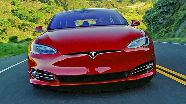Ładowanie samochodów Tesla w USA drożeje nawet o 100% [2]
