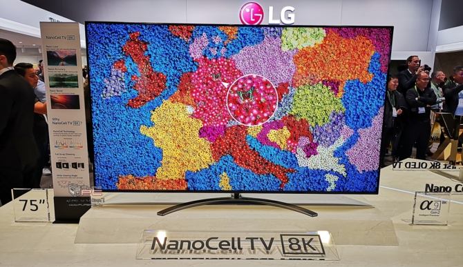 CES 2019: TV LG OLED Z9 8K oraz zwijany LG SIGNATURE OLED R [11]