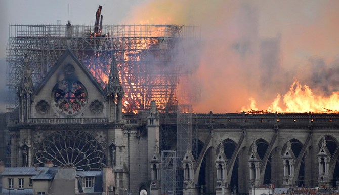 Assassin's Creed: Unity za darmo w związku z pożarem Notre Dame [3]