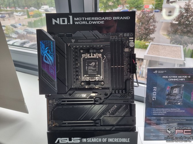 ASUS X670E - tak na żywo prezentują się flagowe płyty główne dla procesorów AMD Ryzen 7000 [nc9]