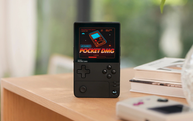 AYANEO Pocket DMG - handheld inspirowany konsolą Nintendo Game Boy zalicza swój debiut. Ekran OLED i Snapdragon G3x Gen 2 [8]