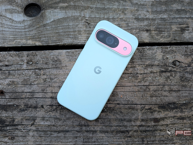 Google Pixel 9a na pierwszych zdjęciach. Producent najwyraźniej nie chce zwlekać z premierą kolejnego modelu z czystym Androidem [1]